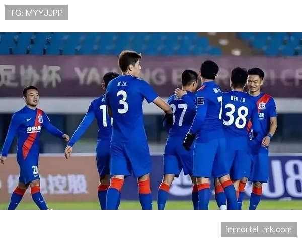 上海申花冬训计划公布,球队状态回升剑指新赛季巅峰 上海申花冬训计划公布,球队状态回升剑指新赛季巅峰