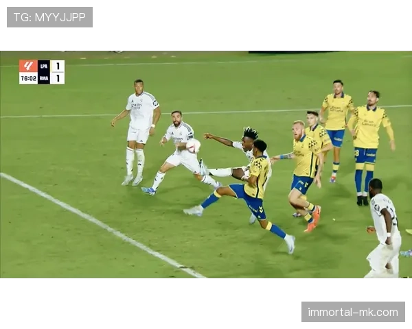 维尼修斯积极发声抵制球场歧视，引发全球关注