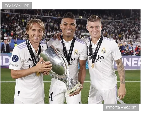 B费与德容推进能力及战术角色对比分析